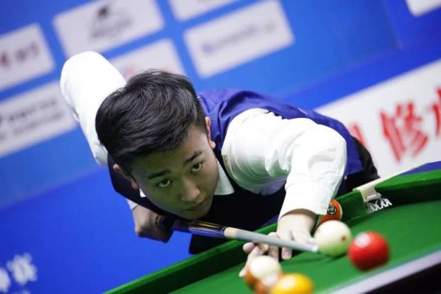 同时拉开场 同时拉开场