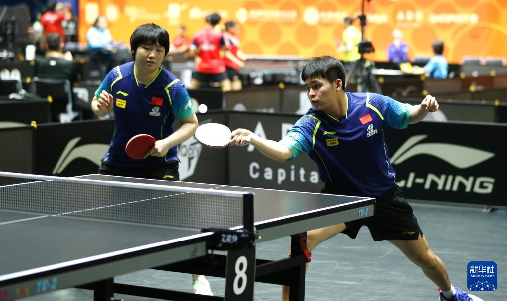 并成功跻身 并成功跻身